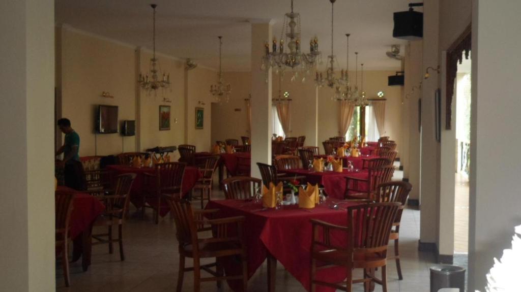 Hotel Prima Cipayung Bogor 3*